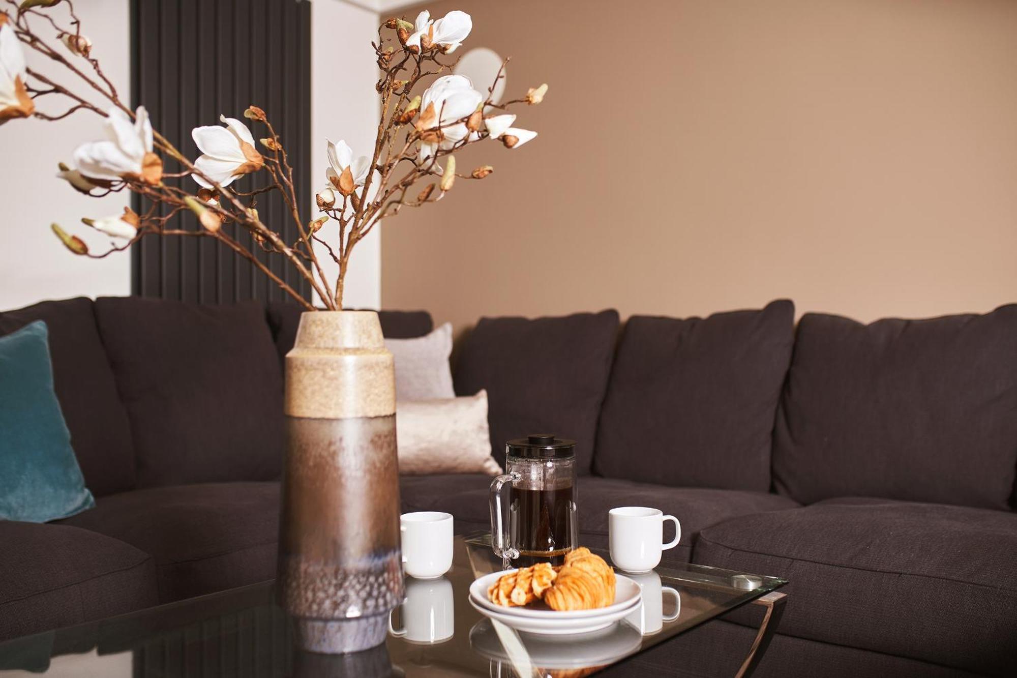 The Moorings - Duplex On Marina With Hot Tub Apartment Torquay